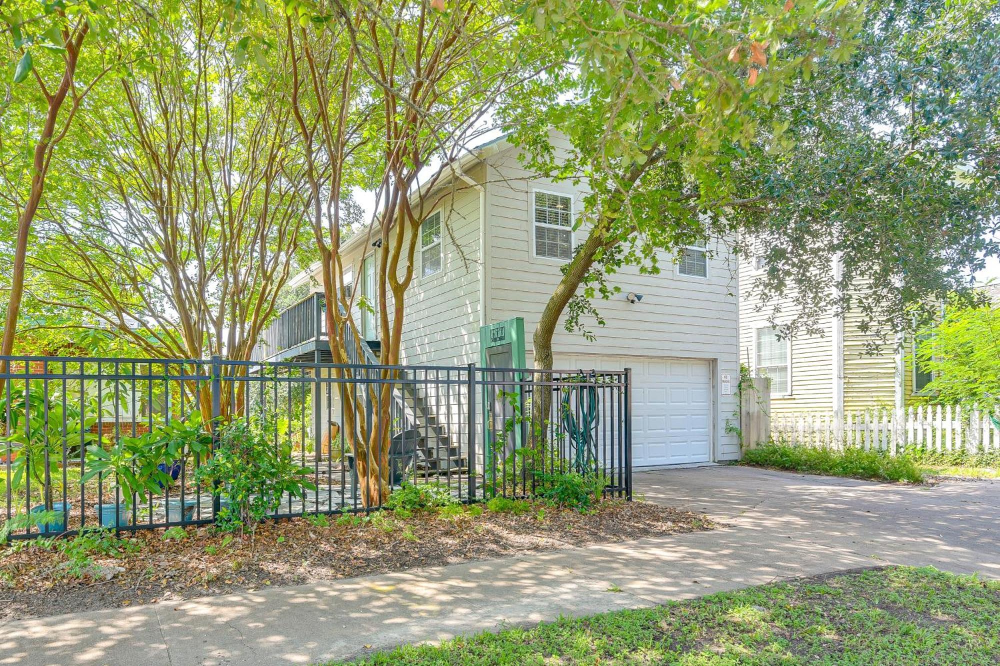 Cozy Galveston Apartment With Private Beach Pass! Экстерьер фото