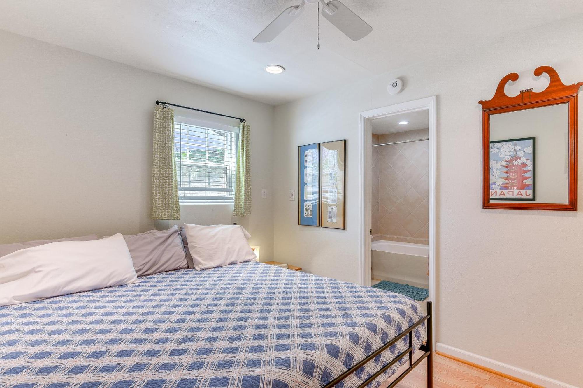 Cozy Galveston Apartment With Private Beach Pass! Экстерьер фото